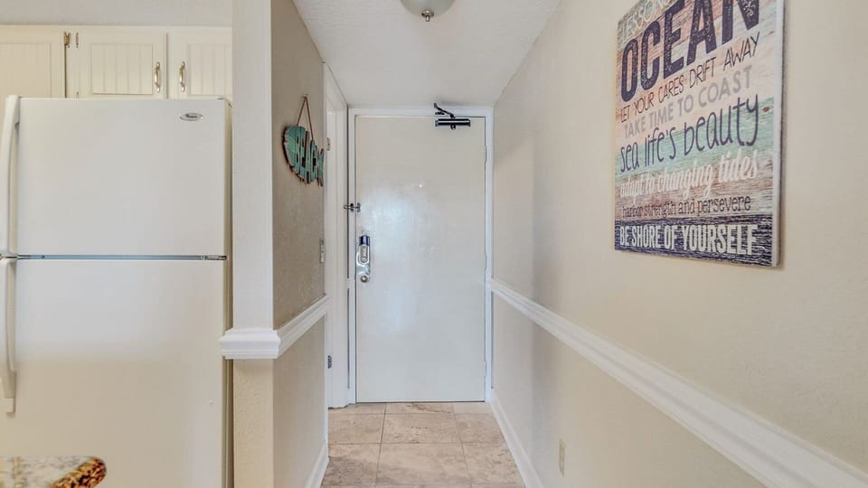 Entry Hallway