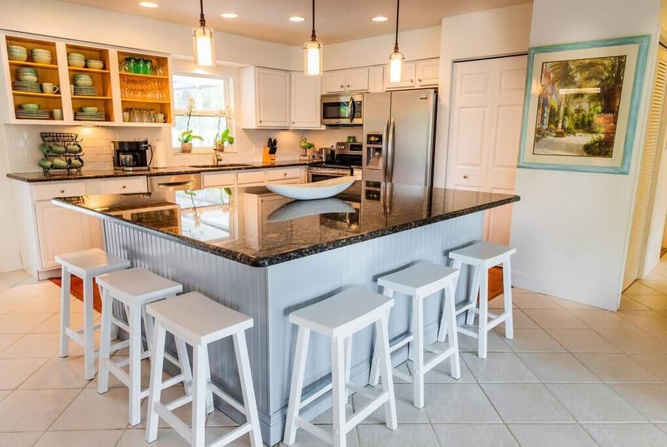 Large open kitchen with everything you need to entertain!