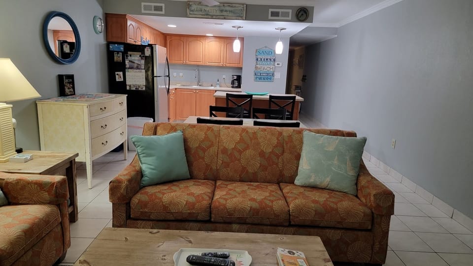 Kitchen/Living Room