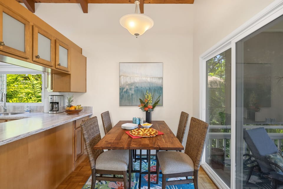 Dining Room & Kitchen