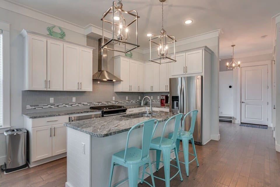 Fully-Appointed Kitchen!