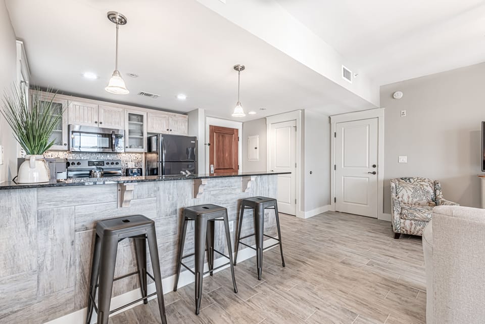 Breakfast Bar Area