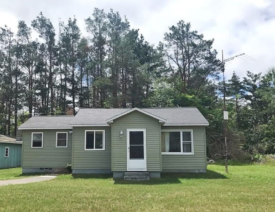 Welcome to our cabin!