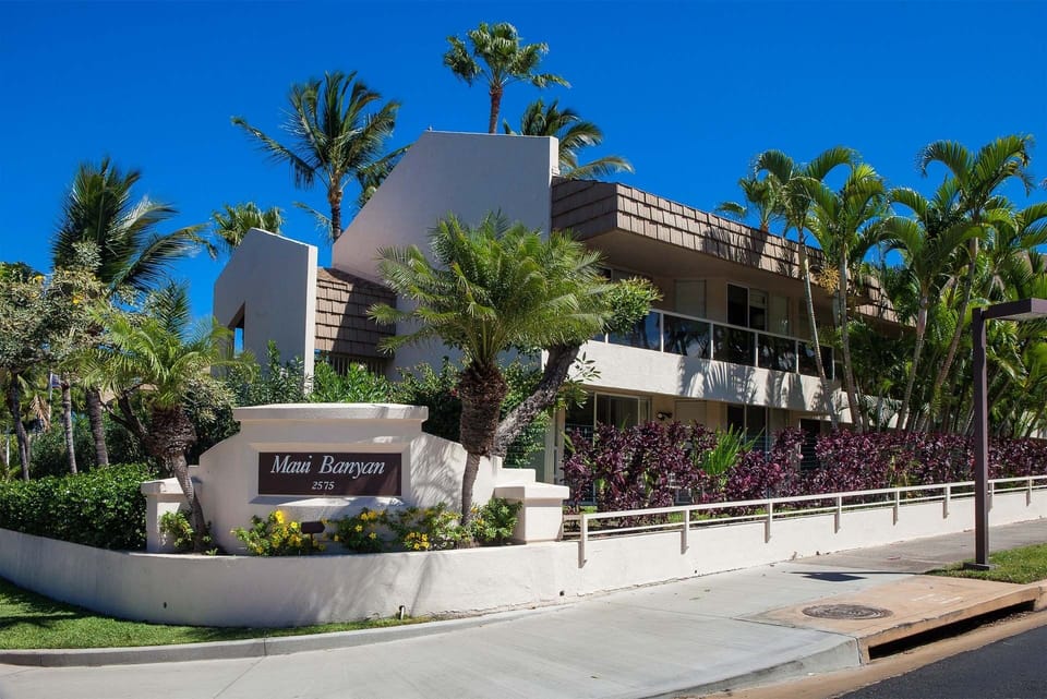 Maui Banyan Resort welcomes you!