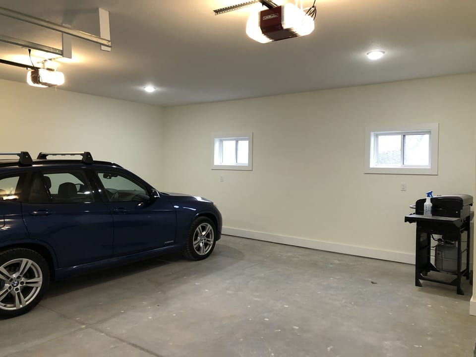 You can park on the RIGHT side! It's open for you!