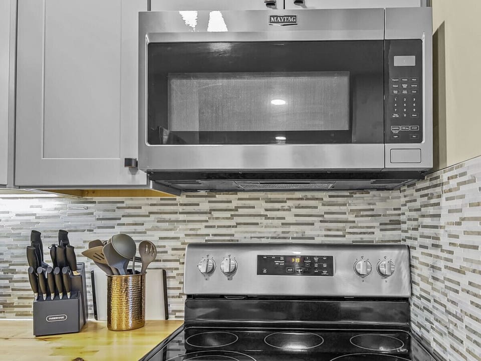 Fully equipped kitchen