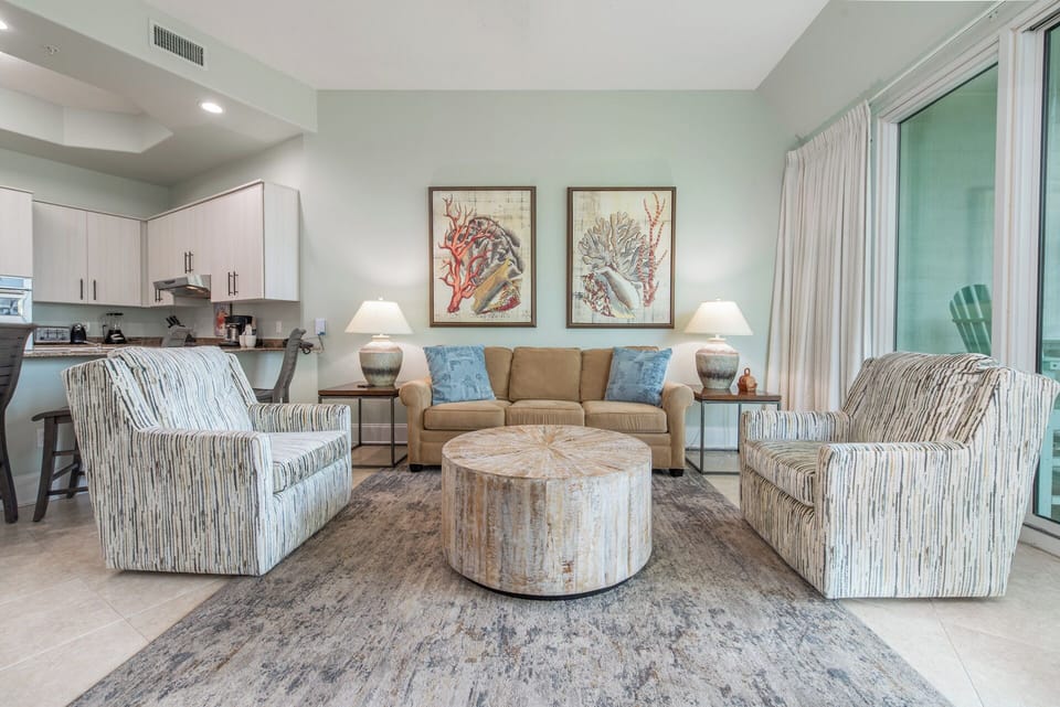 Caribe Resort B108 Living Room