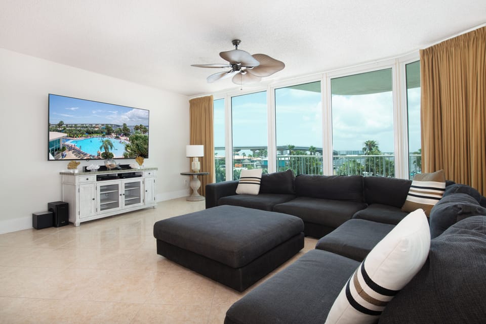 Caribe Resort B202 Living Room