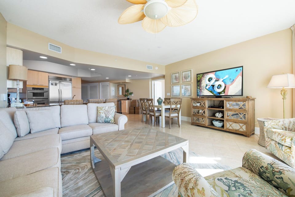 Caribe Resort B901 Living Room