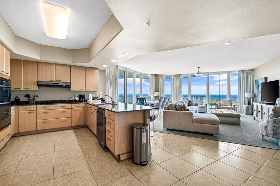 Caribe Resort B1015 Kitchen