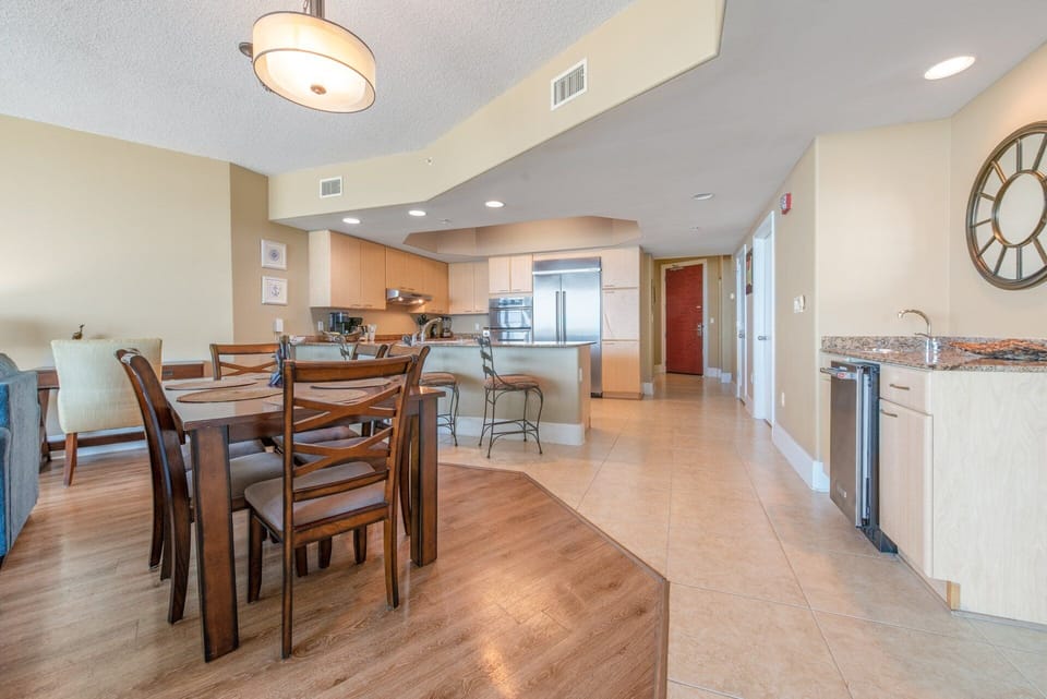 Caribe Resort B1214 Dining Room