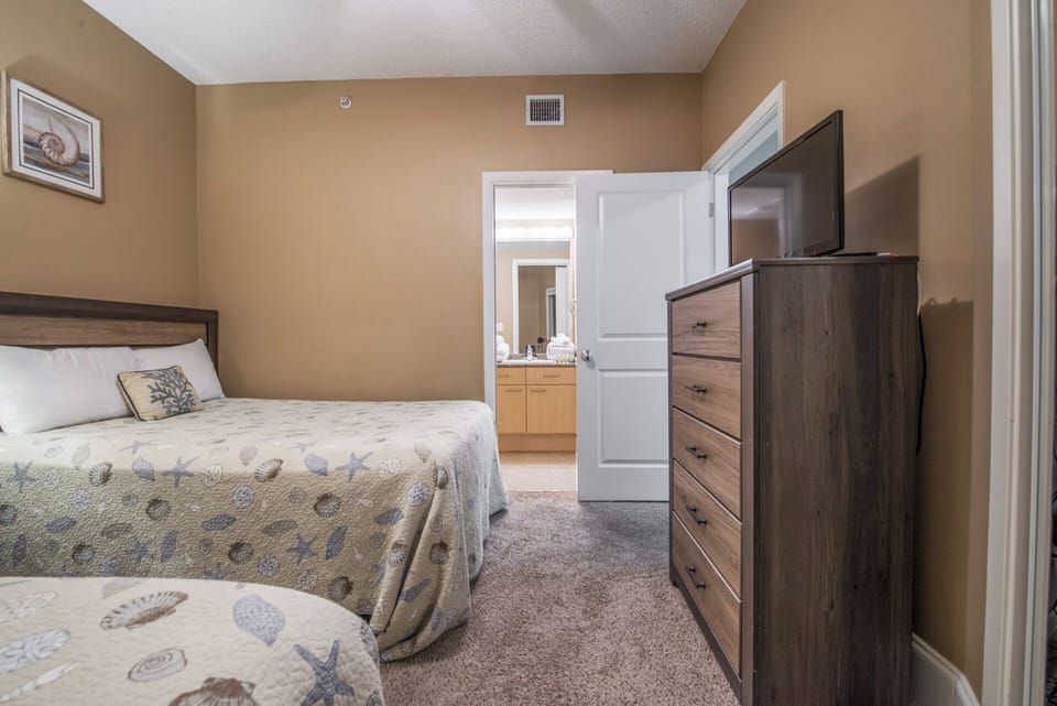 Caribe Resort B1214 Guest Bedroom