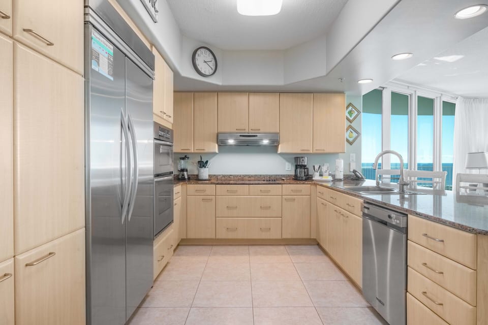 Caribe Resort B1215 Kitchen