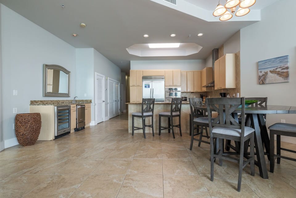Caribe Resort C108 Dining Room