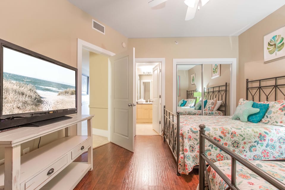 Caribe Resort C216 Guest Bedroom