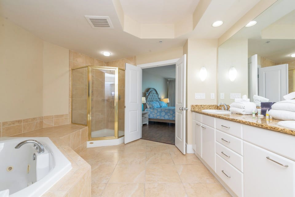 Caribe Resort C307 Master Bath