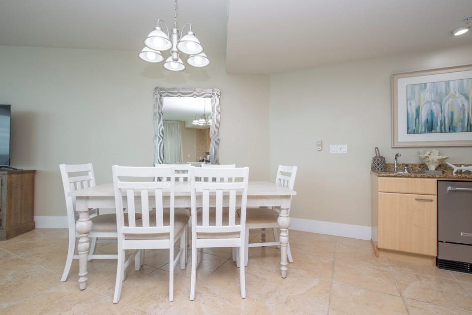 Caribe Resort C307 Dining Room