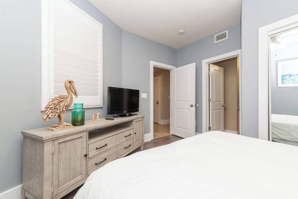 Caribe Resort D1011 Guest Bedroom