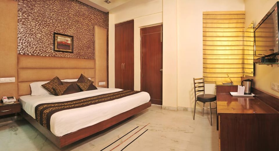 Deluxe Room | Minibar, free WiFi