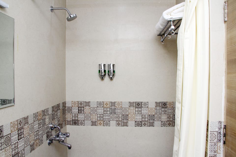 Vinayaga Premium | Bathroom shower