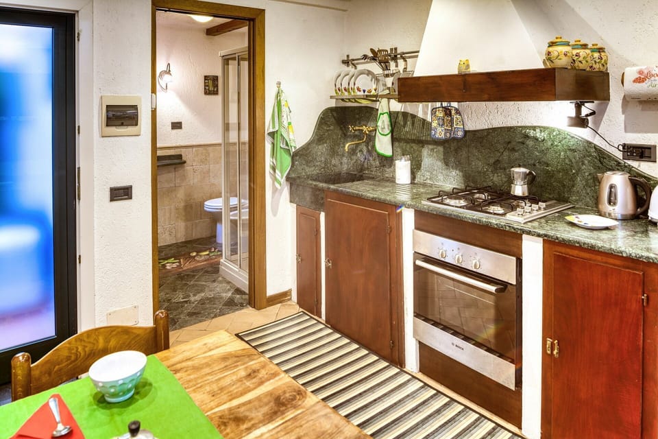 Dining Room, Kitchen