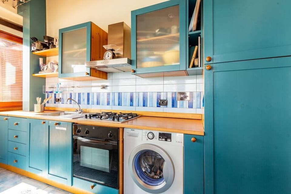 Kitchen (1)