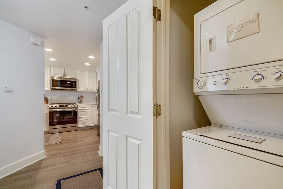 Laundry Area in 6104 Hampton Place