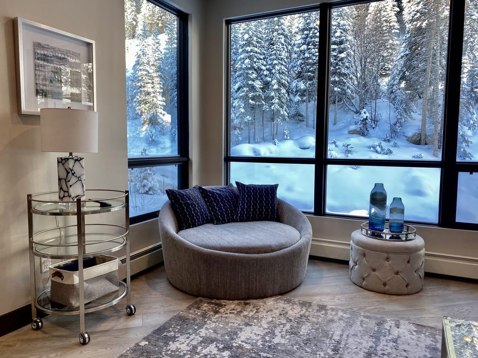 Living Area with Mountain View