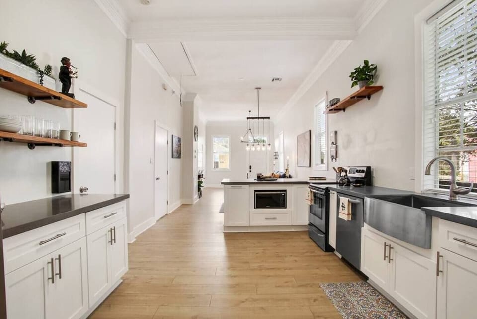 Fully stocked kitchen w/ stainless appliances & plenty of counter space to cook & entertain.

