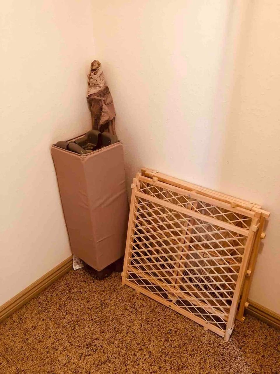 Have a little one?  Pack 'n Play and gates are available.