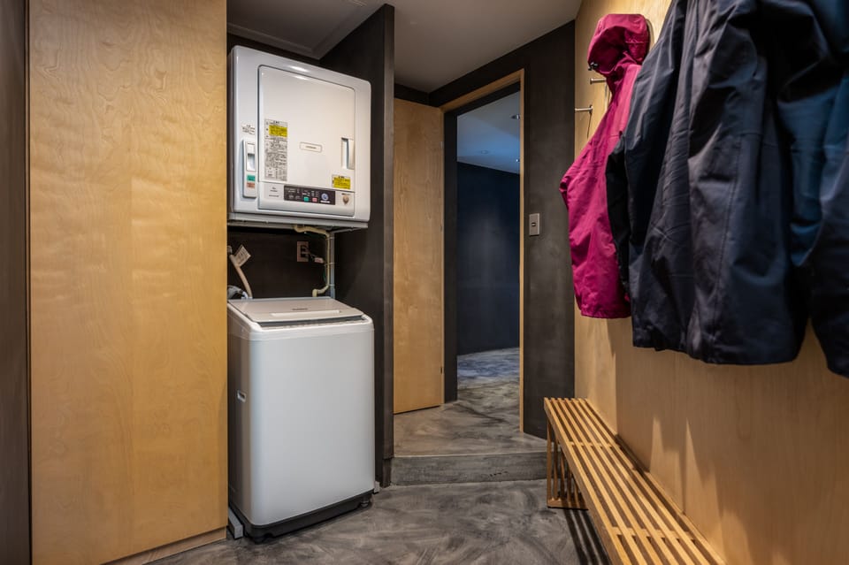 Luxury Villa | Laundry