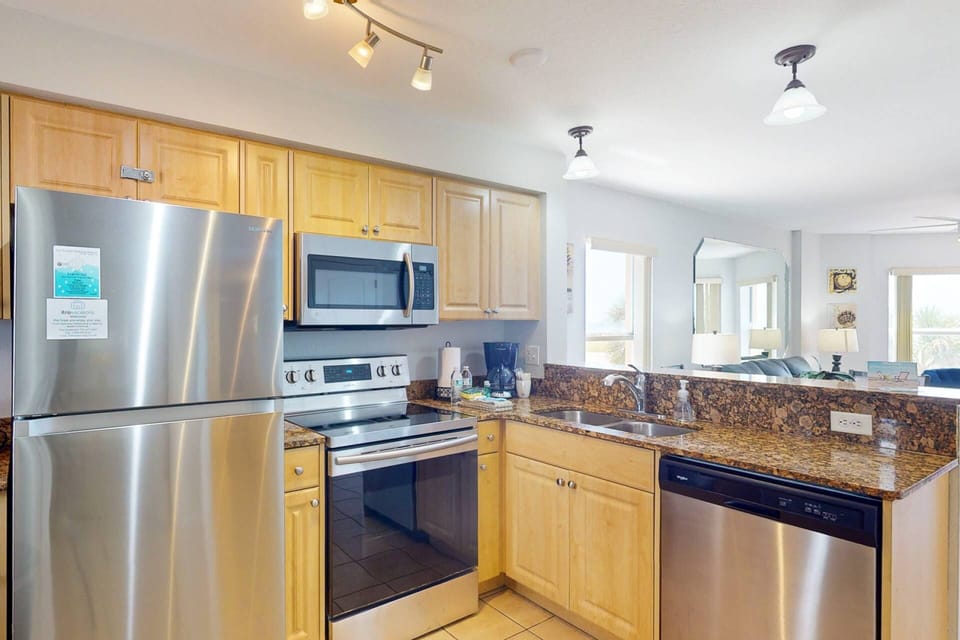 Fully equipped kitchen, with stainless appliances, granite countertops, ready for most any meal preparation.