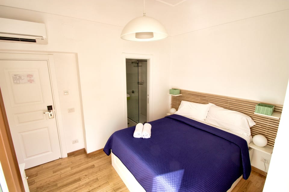 Standard Double Room, Garden View | Egyptian cotton sheets, minibar, in-room safe, free WiFi