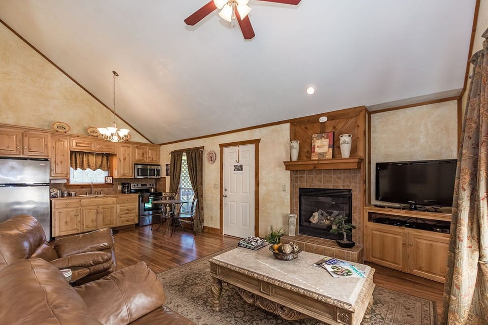Living Room/Kitchen