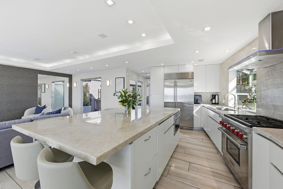 Equipped with high-end appliances