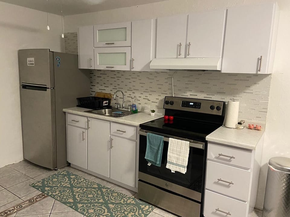 Fully equipped kitchen