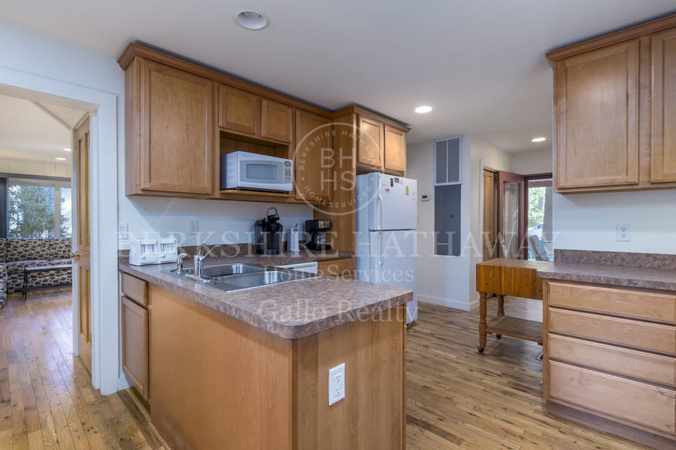 Kitchen inset