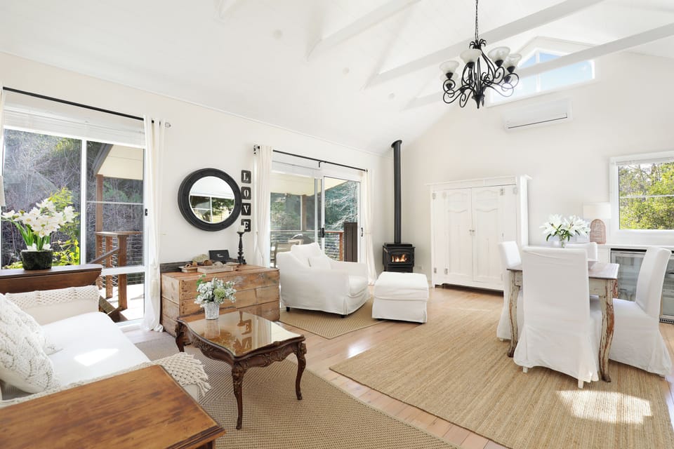 Creek Cottage Living (1)
