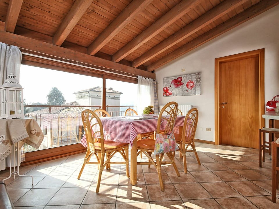 Furniture, Table, Chair, Wood, Building, Lighting, Interior Design, Flooring, Living Room, Beam