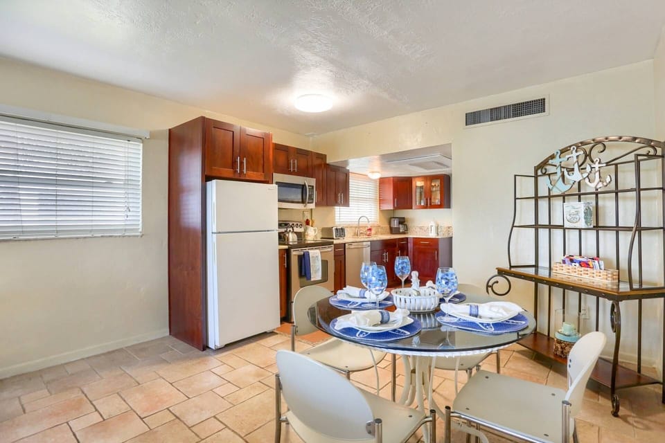 Open-Concept Kitchen and Dining Area