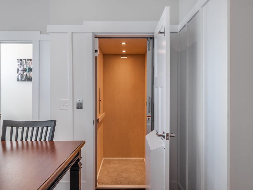 Elevator