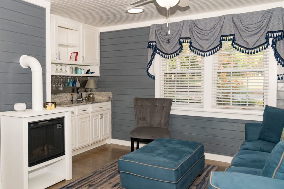 2nd living room with sleeper sofa, queen size mattress