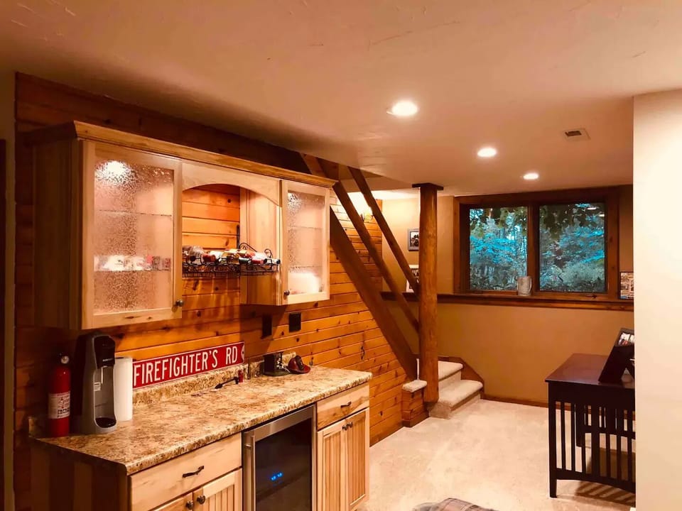 lower level Den area 
