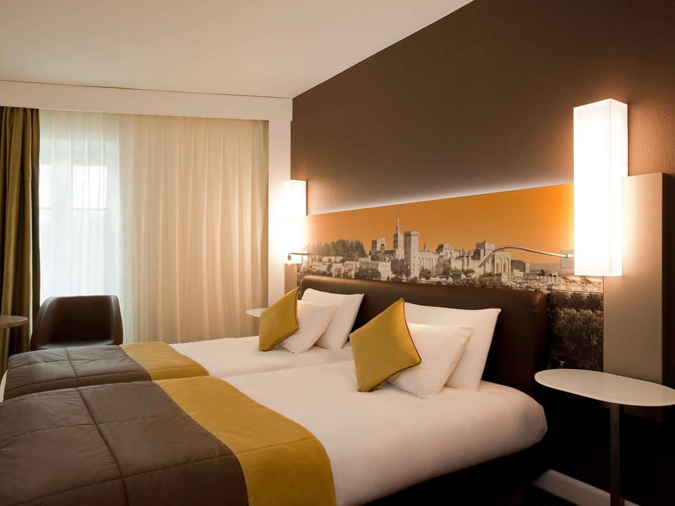 Classic Room, 2 Twin Beds | In-room safe, desk, blackout drapes, soundproofing