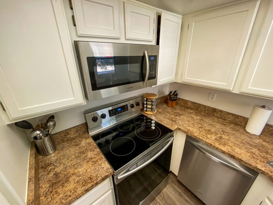 Stove, Microwave, Dishwasher, & Utensils
