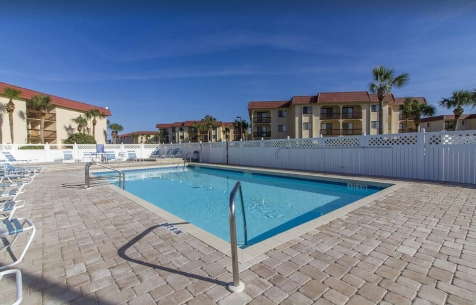 View of smaller pool (heated during cooler months)