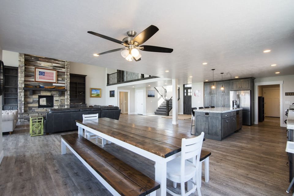 Kitchen Dining Table