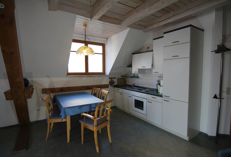 Condo, Multiple Beds | Private kitchen | Oven, stovetop, toaster, cookware/dishes/utensils
