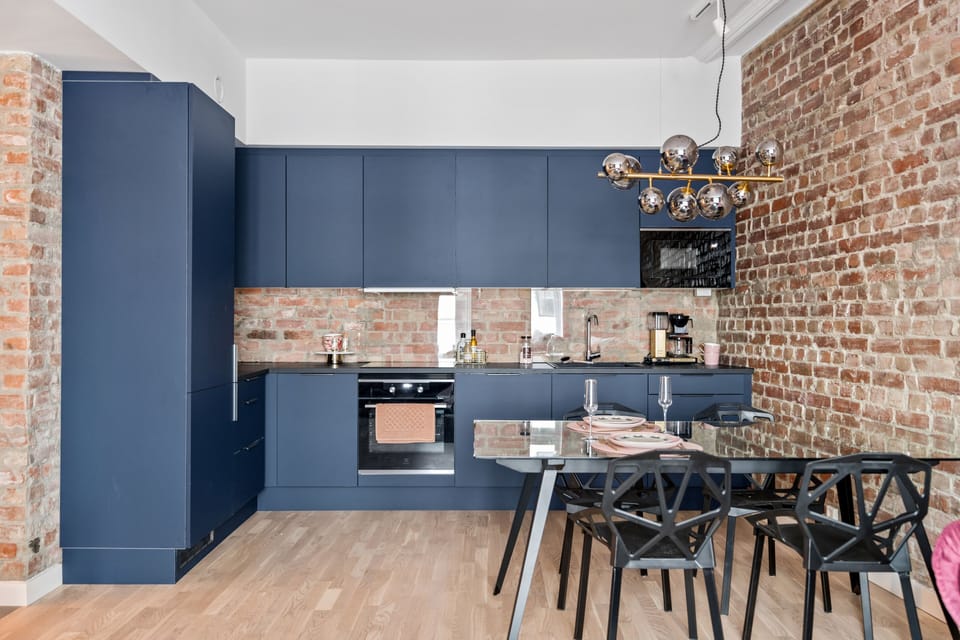 Fridge, microwave, dishwasher, electric kettle