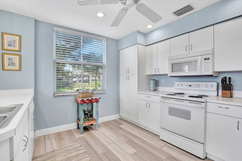 Kitchen (3)